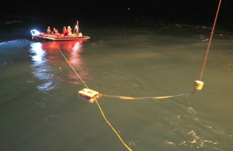 Спасатели МЧС России при помощи аппарата «Фалькон» обследовали упавший в море Ми-8 в Норвегии (видео)