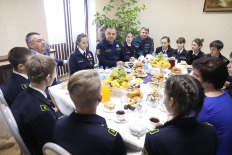 В МЧС России рассмотрит вопрос о создании в Калининграде ведомственного училища В МЧС России рассмотрит вопрос о создании в Калининграде ведомственного училища