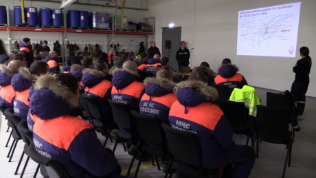 Российские спасатели прибыли в район поиска вертолёта Ми-8 на Шпицбергене (видео)