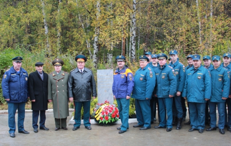 В Екатеринбурге открыли Стелу памяти участникам ликвидации ЧС