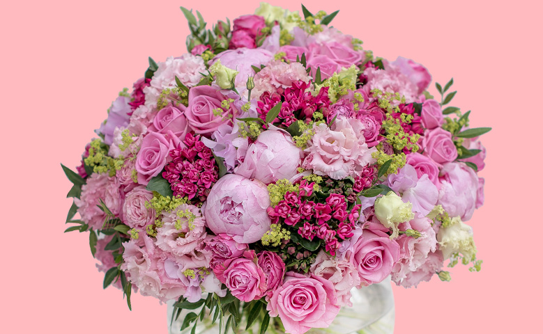 Доставка цветов и подарков всегда выручит Вас