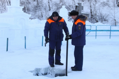 МЧС России держит на особом контроле безопасность Крещенских купаний