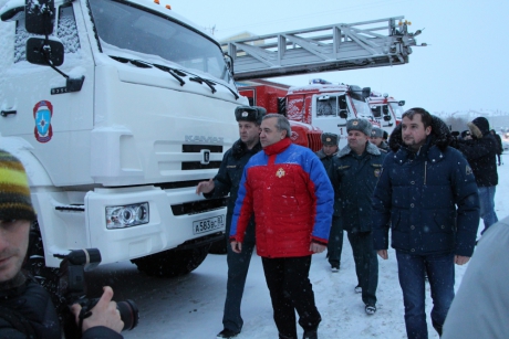 Глава МЧС России Владимир Пучков проверил готовность аэромобильной группировки в Заполярье