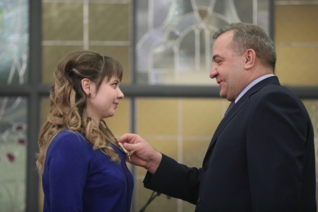 Владимир Пучков вручил награды «чрезвычайным» журналистам