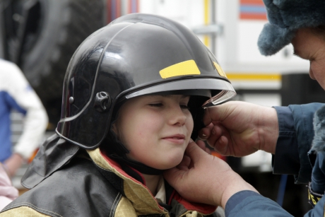 Сотрудники МЧС России провели для жителей и гостей г. Севастополя флешмоб