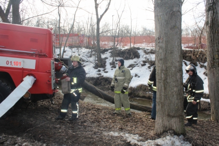 Тренировка по предотвращению весеннего паводка прошла в Москве