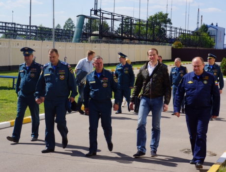 Евгений Зиничев проверил боеготовность Авиационно-спасательной компании МЧС России и отряда «Центроспас»
