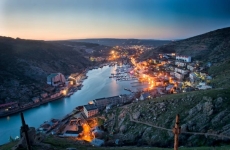 Глава МЧС Евгений Зиничев посетил Центр экстренной психологической помощи МЧС России