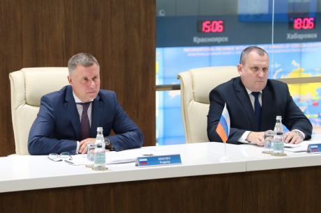 11 сентября состоялась рабочая встреча главы МЧС России Евгения Зиничева с помощником Генерального секретаря ООН по гуманитарным партнерствам со странами Ближнего Востока и Центральной Азии Рашидом Халиковым