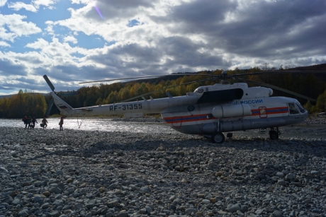 Операция по спасению троих туристов в Хабаровской крае, совершавших сплав, прошла успешна
