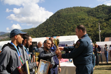 В Чечне завершились Всероссийские соревнования среди спасателей на Кубок Кавказа
