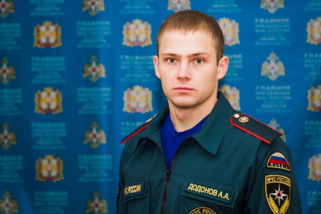 Омский пожарный обезвредил грабителя