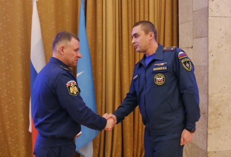 Сотрудники МЧС России отмечены государственными и ведомственными наградами