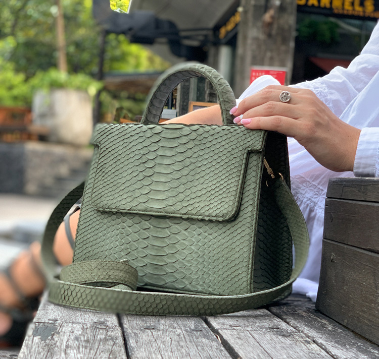 Bagemiya: увлекательный мир сумок и изделий из кожи