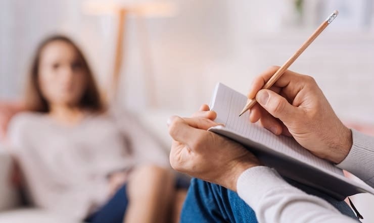 К кому записаться на прием, если нужен психолог в Екатеринбурге?