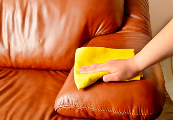 Удобная химчистка кожаной мебели: профессиональный подход на вашем пороге Удобная химчистка кожаной мебели: профессиональный подход на вашем пороге