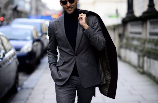 Элегантность в деталях: Искусство классических костюмов