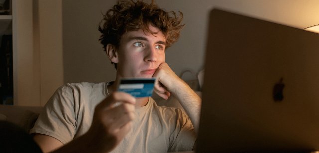 Деньги из США: как же их сегодня получить